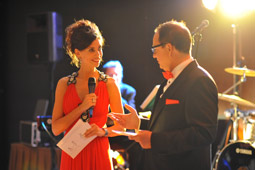Annette Eimermacher moderiert ... Gala-Abende Annette Eimermacher: Gala-Abende Eventmoderation